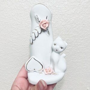 Vintage Porcelain Cat Heart Pink Rose Bud Vase Gold Trim & Accent coquette